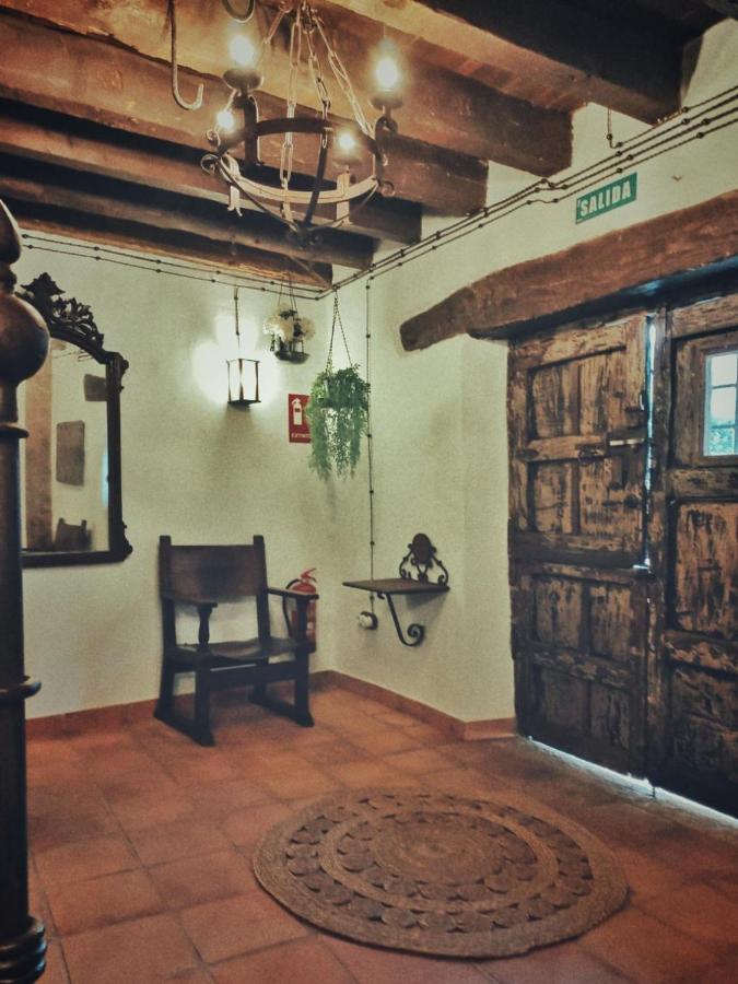 Апартаменты La Casa De La Abuela Amalia Аренас-де-Сан-Педро Экстерьер фото