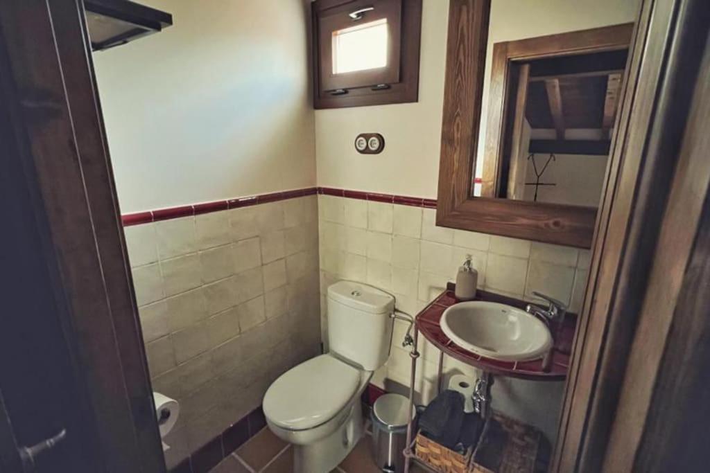 Апартаменты La Casa De La Abuela Amalia Аренас-де-Сан-Педро Экстерьер фото